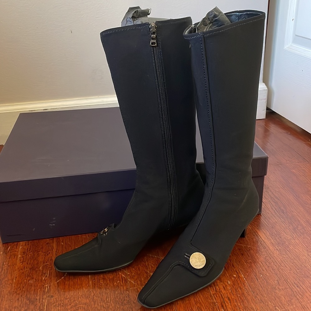 Prada Boots. - Picture 3 of 15